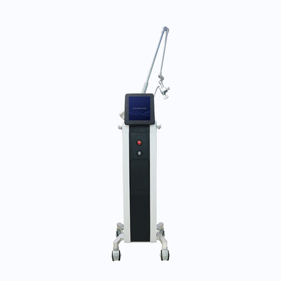 Machine laser fractionnée de CO2 pour la refaçage de la peau 40W Ultra Pulse CW élimination de lumière Mole en aluminium